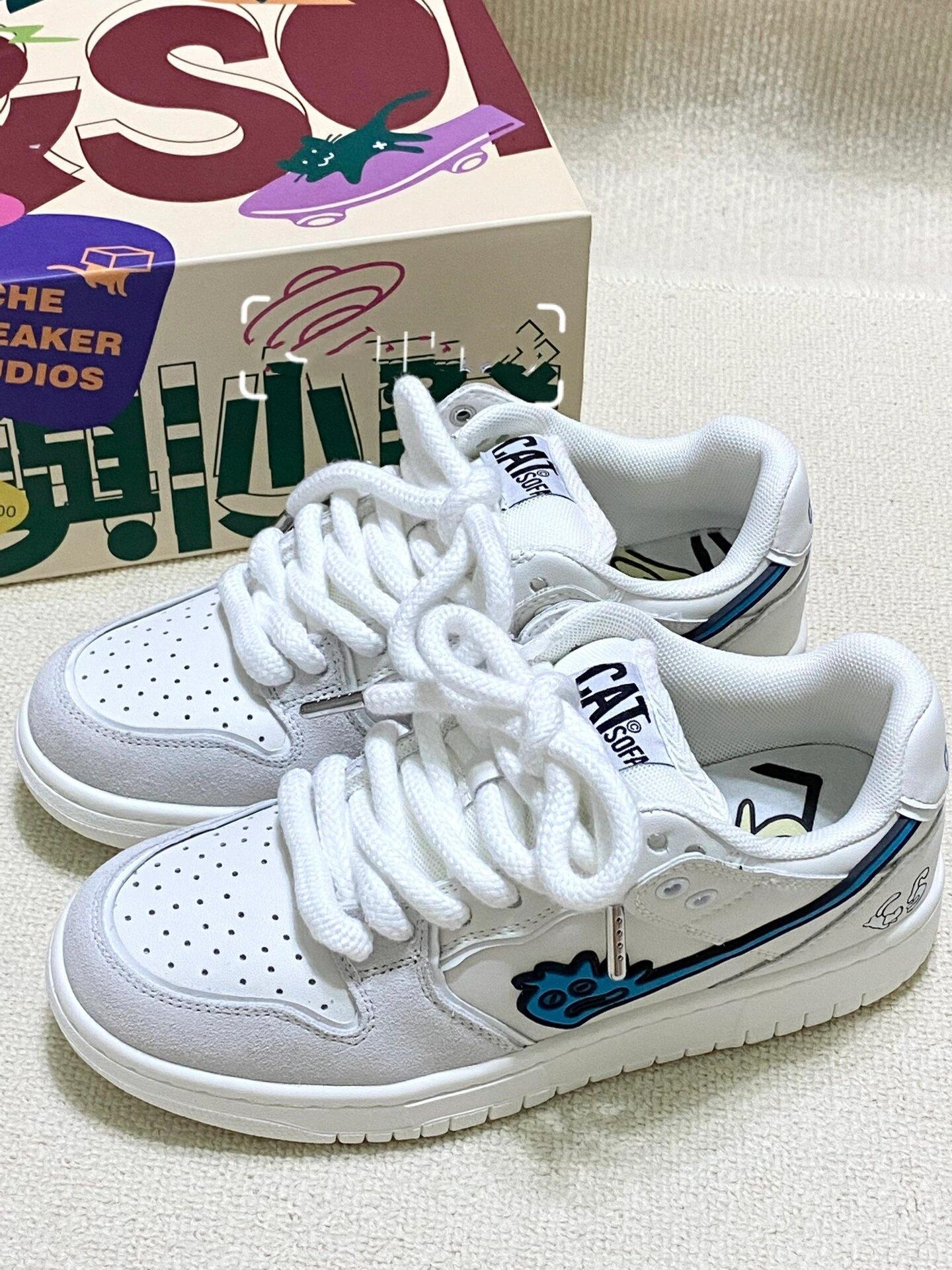 

Универсальные маленькие белые туфли женские туфли 2025 весна и осень толстая подошва универсальные студенческие спортивные и повседневные туфли ins тренд кеды кампус 40 белый