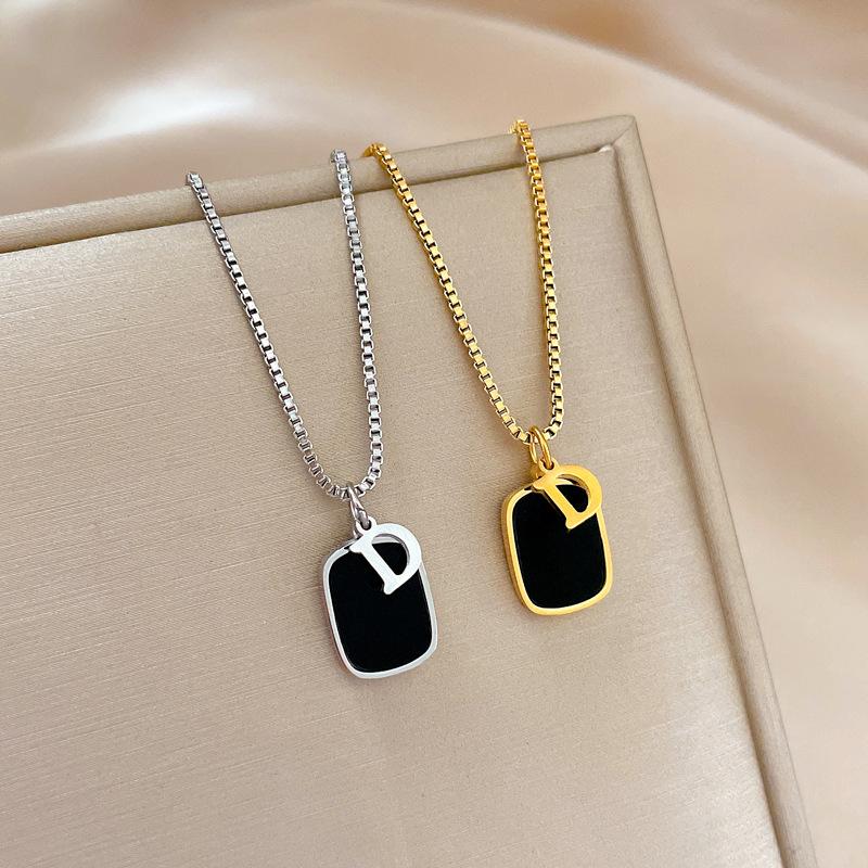 Square D Character Personality Minimalist Furnace Real Gold Necklace Female Collarbone Chain