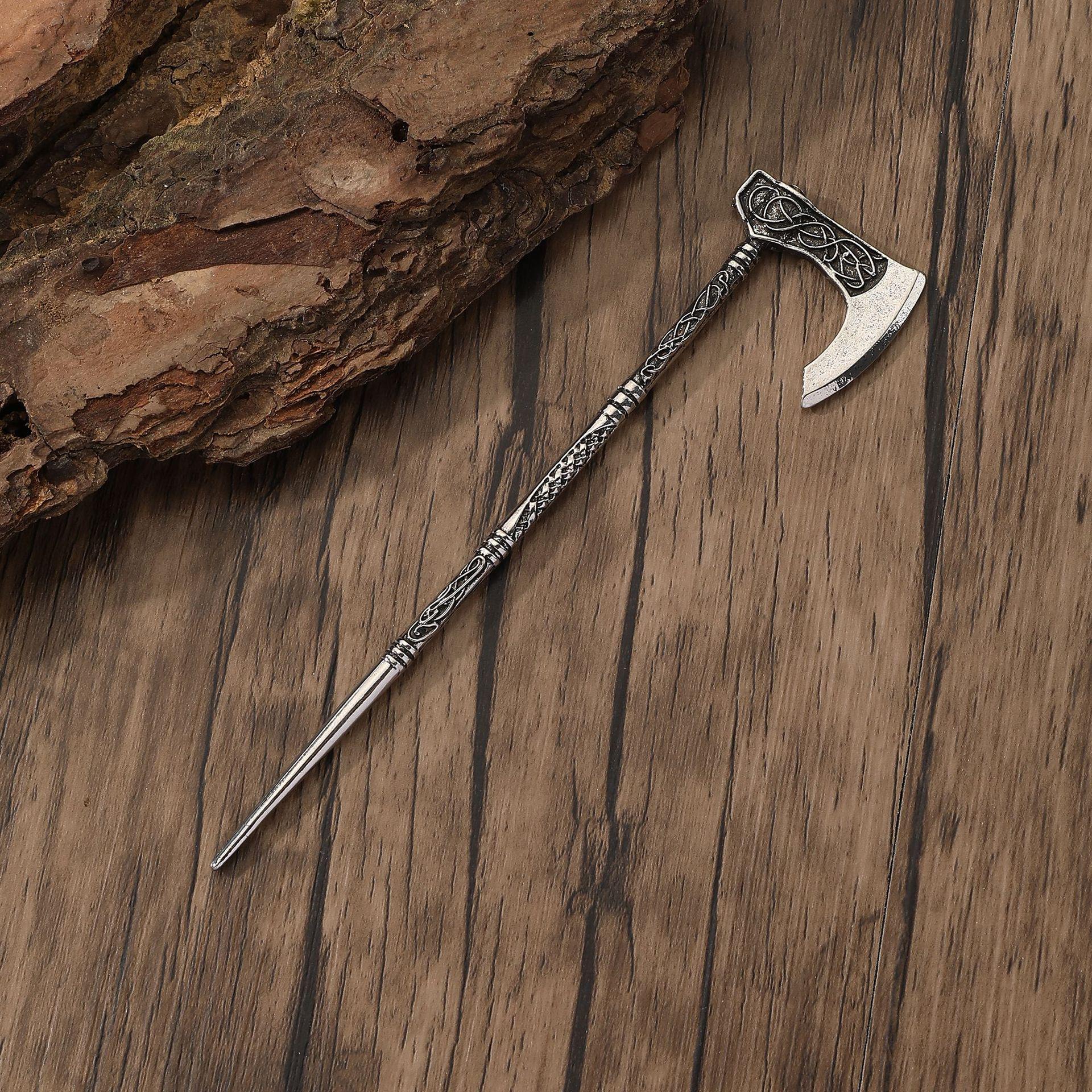 

Викингский кельтский узел боевой топор заколка для волос: Смелый модный аксессуар в норвежском стиле серебряный