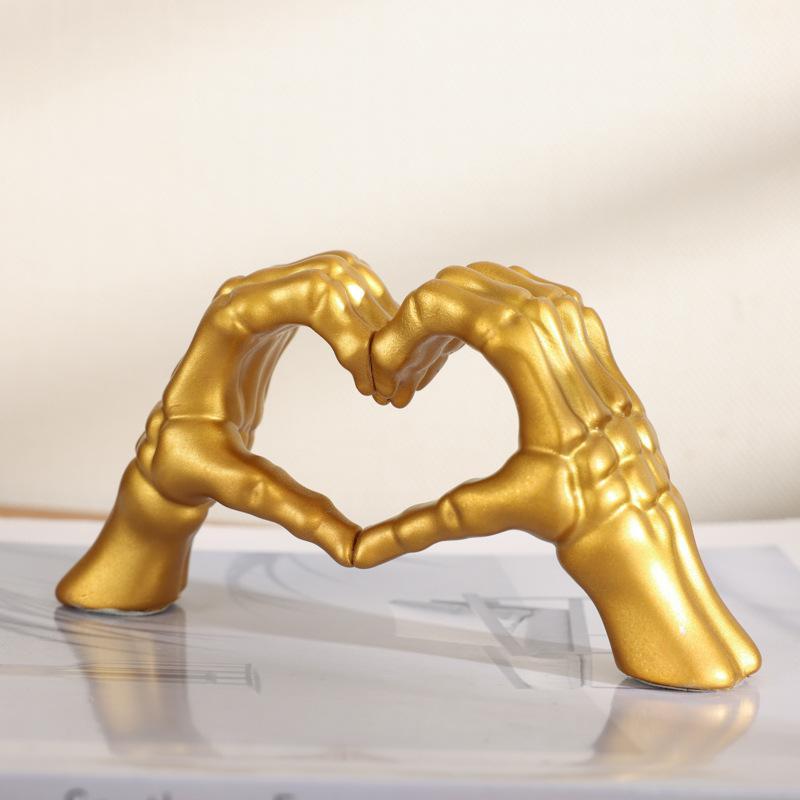 Resin Love Gesture Sculpture Premium Nordic Light Luxury Craft Ornament for Home Office Desktop Decoration