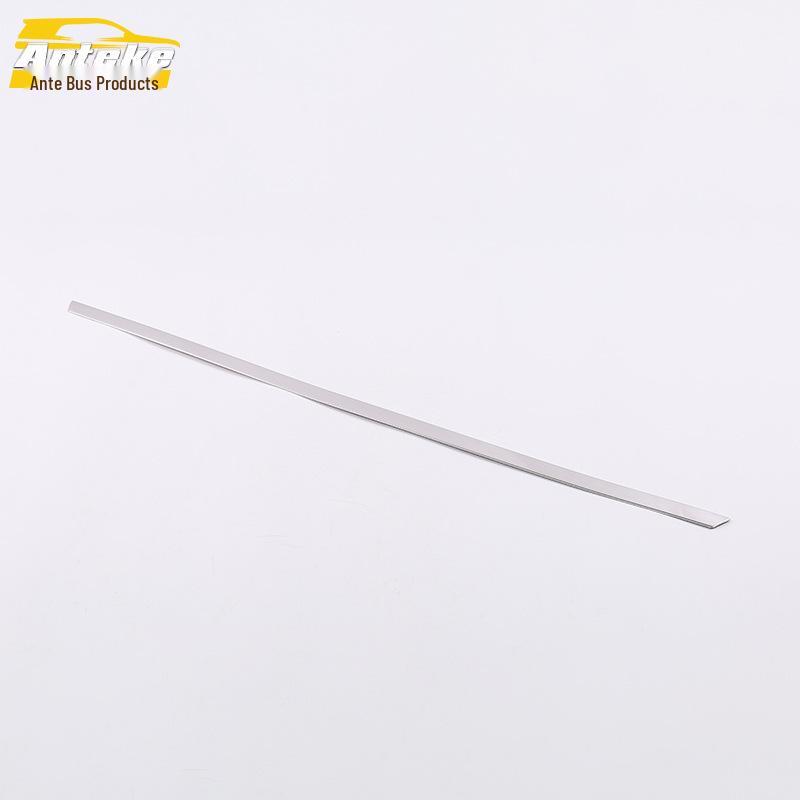 19 Ford Focus Rear Tailgate Trim: Anti-Scratch Decorative Strip