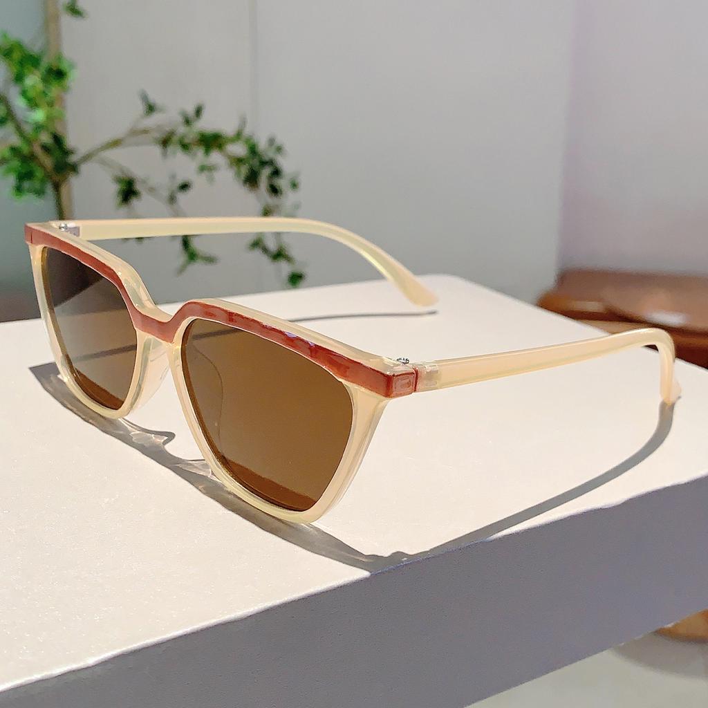 Stylish Cat Eye Shades Fashion Black Oversize Sunglasses Outdoor Decoration Women's Sun Glasses for Driving Travelling