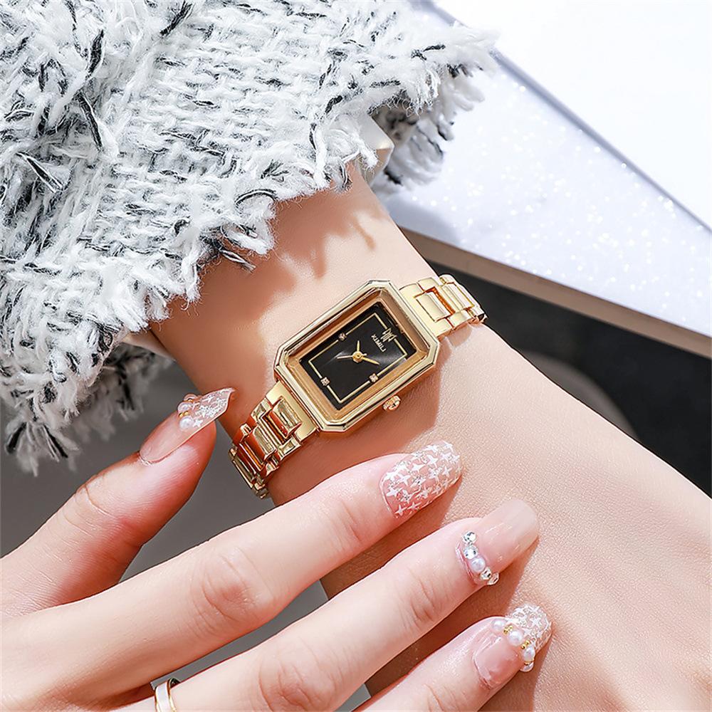 Nouvelle Montre Femme Marque Luxe Léger Carré Simple Bracelet Acier Inoxydable Étudiante Mode Montres Quartz