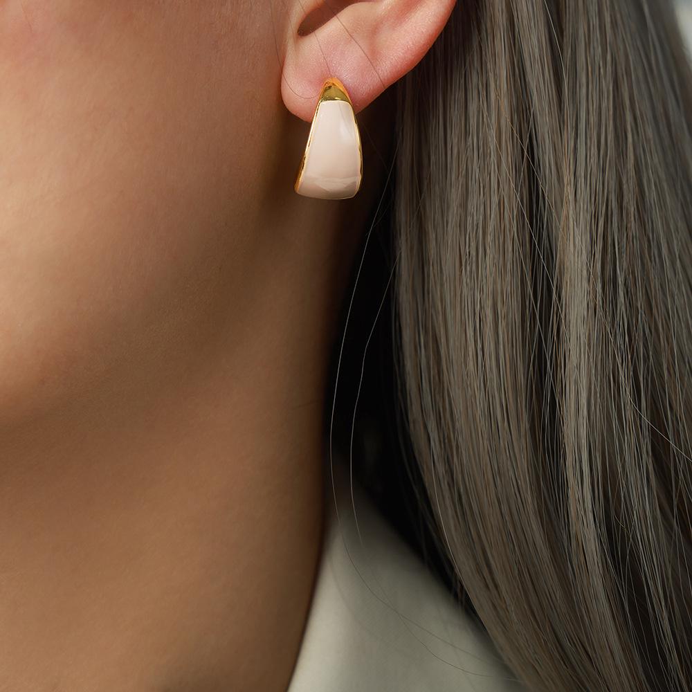 

Retro Copper Crescent Enamel Earrings - European and American Fashion