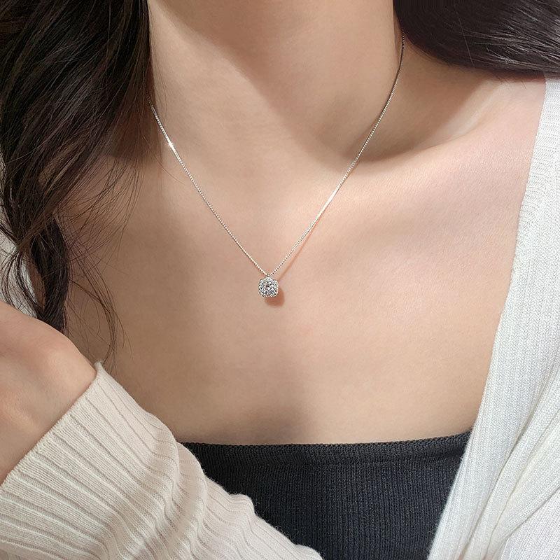 Square Diamond Necklace New Year's New Clavicle Chain Light Luxury Female Spring Design Sense
