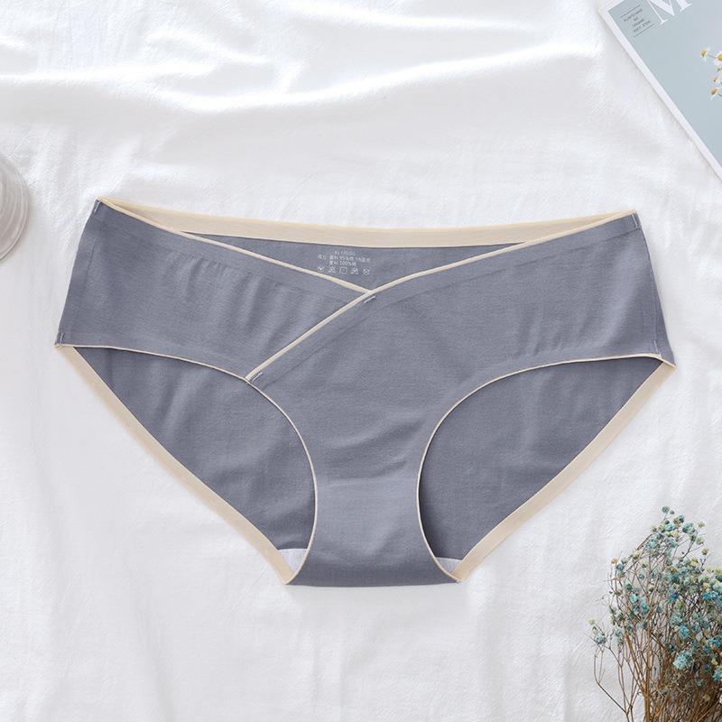 Baumwoll-Umstandsslip mit niedrigem Bund, antibakteriellem Zwickel und nahtloser Bauchstütze für die frühe bis mittlere bis späte Schwangerschaft.