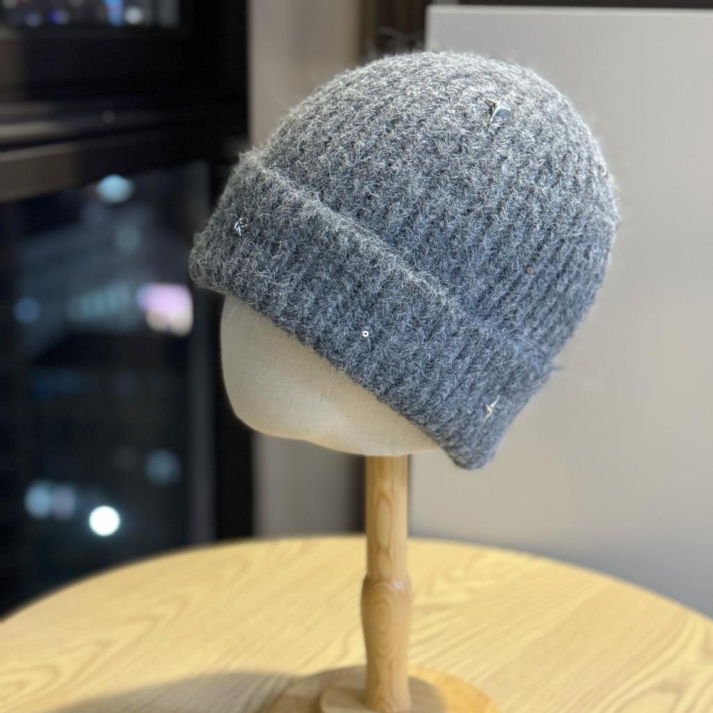 New Face Showing Little Star Sequined Knitted Hat for Women Korean Style Winter All Match Woolen Hat Travel Warm Ear Protection Hat