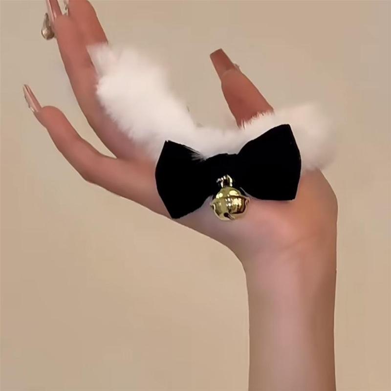 Autumn and Winter Plush Choker White Plush Collar Women's Light Luxury Niche Necklace Neck Christmas New Year Necklace Accessories