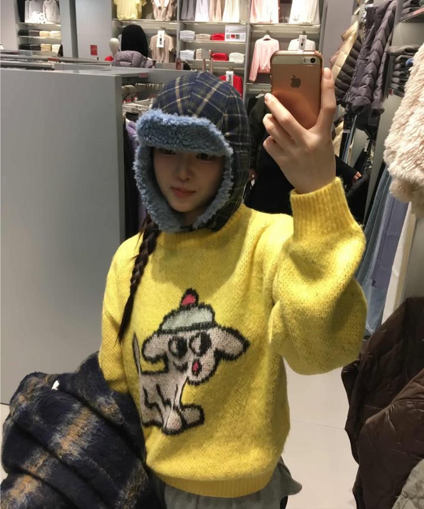 Yueolssesi Fuzzy Bunny Check Trapper Hat (Blue)