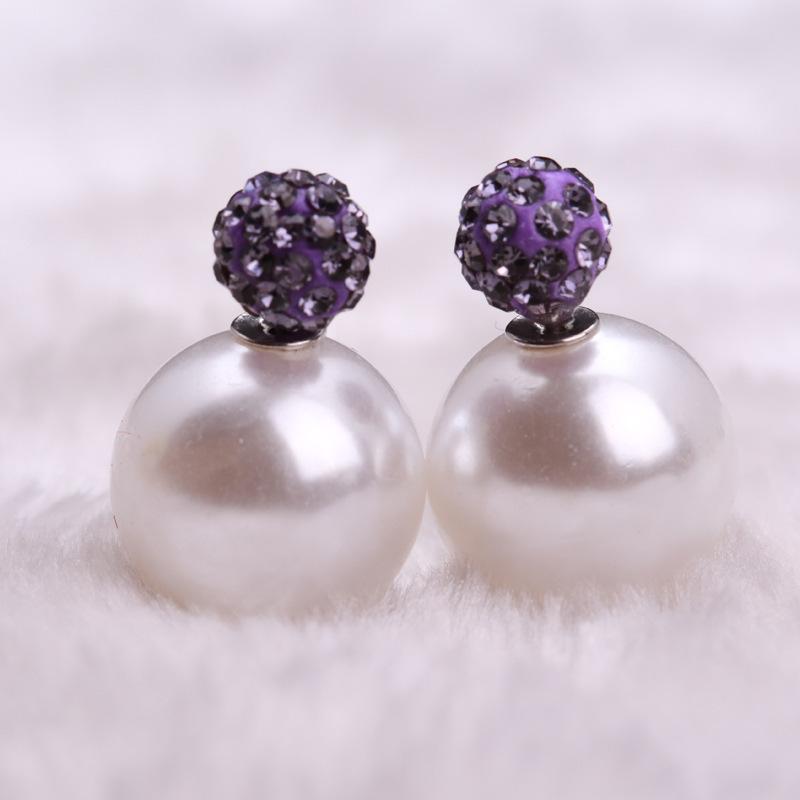Korean version of fashionable women's earrings with diamonds and soft pottery size pearl studs, trendy temperament versatile earrings jewelry