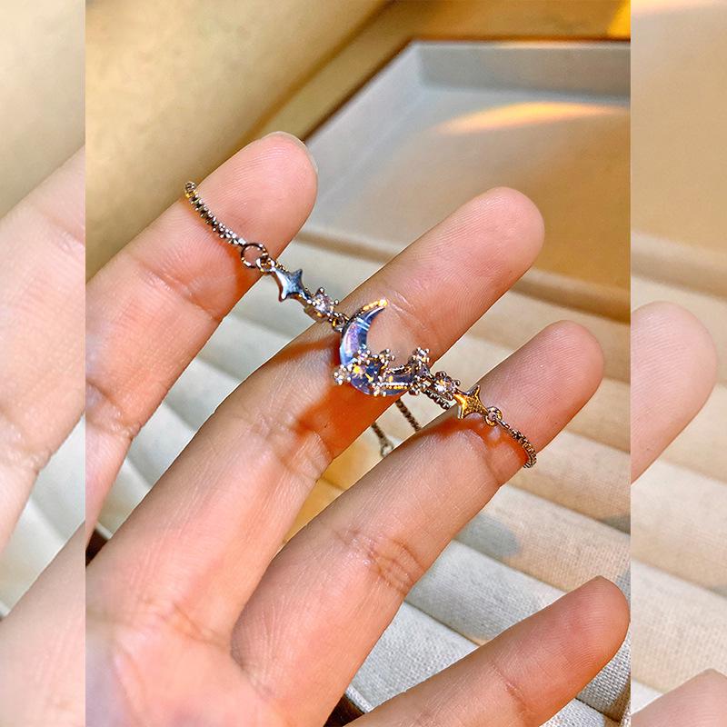 Elegant Zircon Bracelet for Women - High-End, Shiny, Versatile, and Trendy Cold Style Bangle