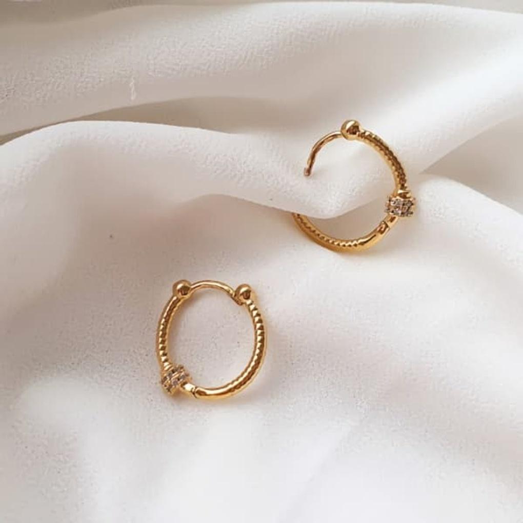 

Women s Daily 15K Gold Plated Wonder Girls Earrings gold