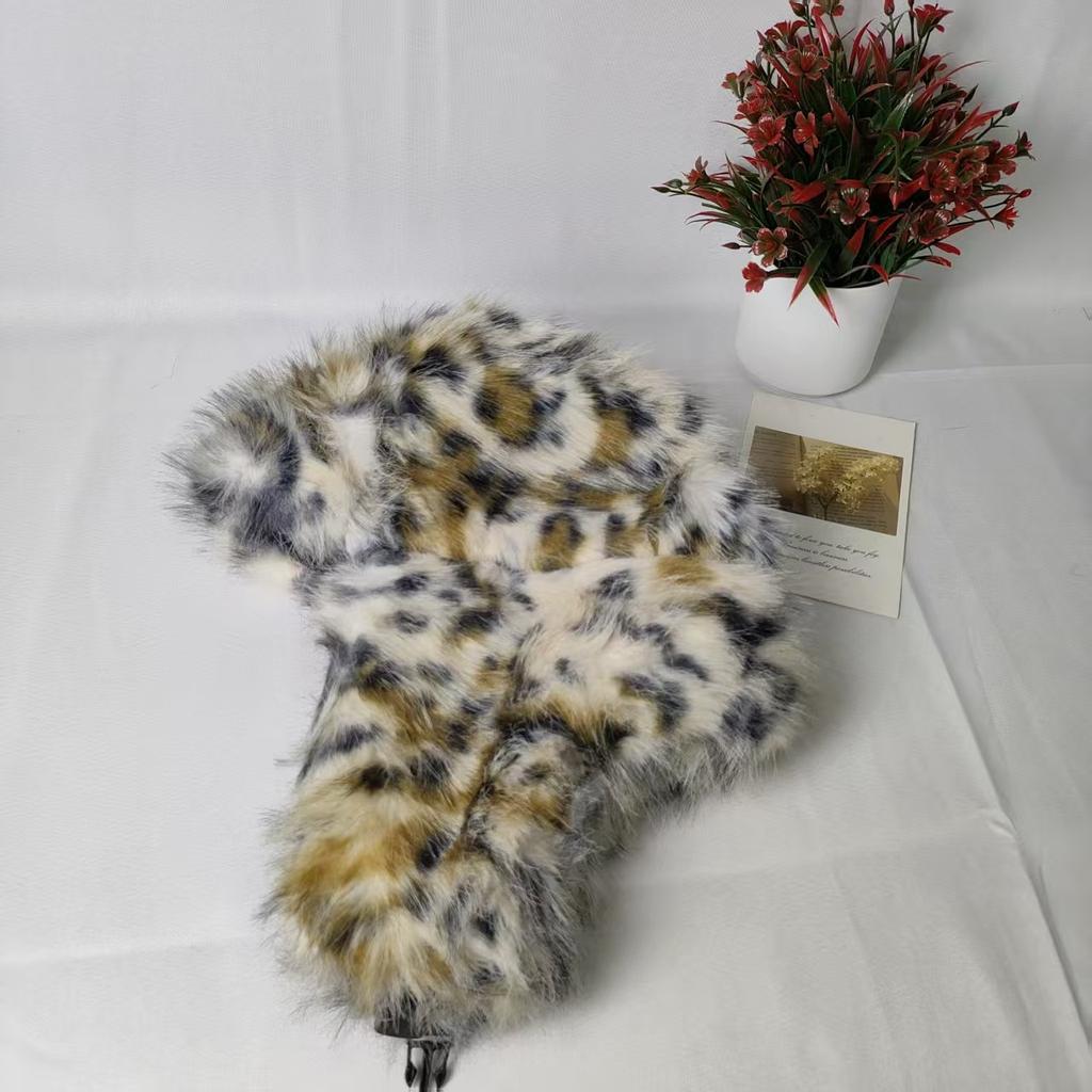 Han fortschrittlicher Sinn Leopardenmuster Kunstpelz Plüschmütze Damen Herbst und Winter zeigen ein kleines Gesicht Tasche Kopf warm Ohrenschutz Lei Feng Mütze Tiger pa