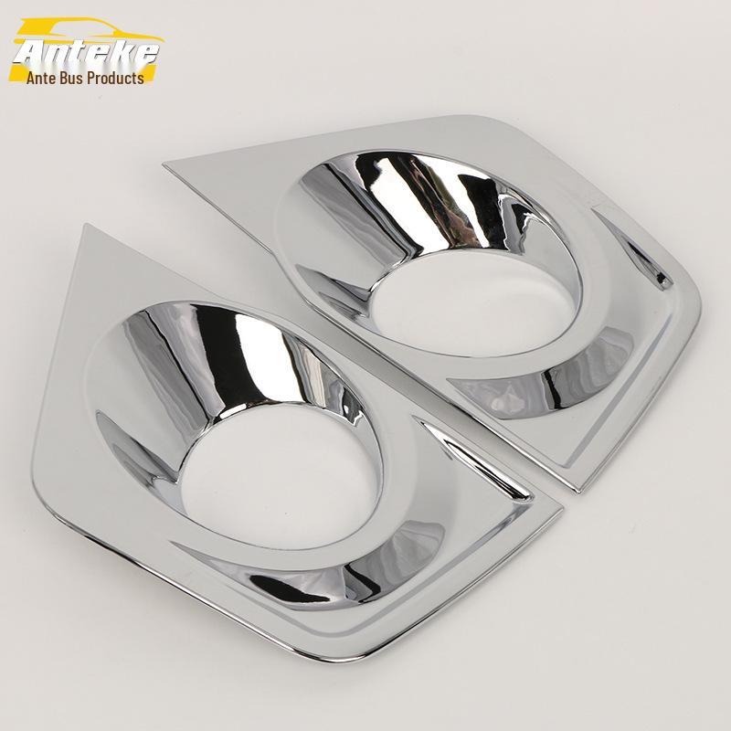 

18 Туда Декоративная рамка передней противотуманной фары с ярким кольцом