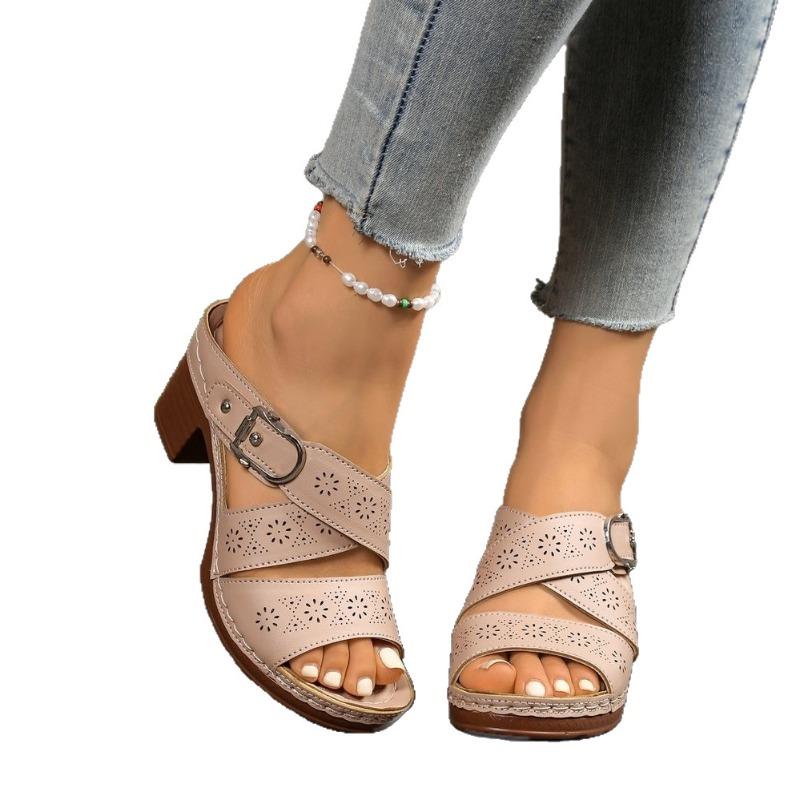 Sandalen in Übergröße Frühling und Sommer neu dicker hoher Absatz Ein-Wort Fischmaul coole Hausschuhe Außenschuhe