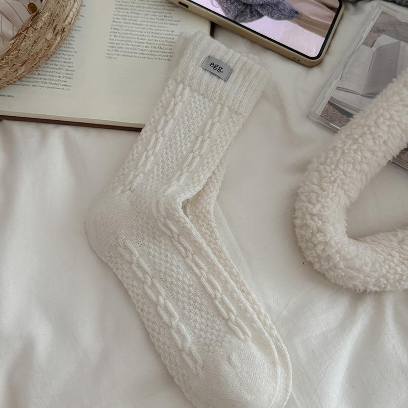 Cloth Label Wool Socks, Women's Mid-calf Socks, Autumn and Winter Linen Pattern Boneless Pile Socks, Women's Warmth
