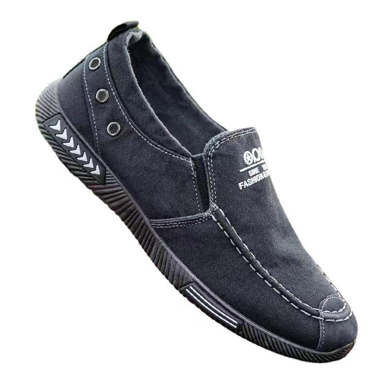 Jeansowe męskie płócienne buty Slip on Sneakers męskie na lato Nowe Outdoor Driving Mokasyny Modne Vintage Loafers Buty dla mężczyzn
