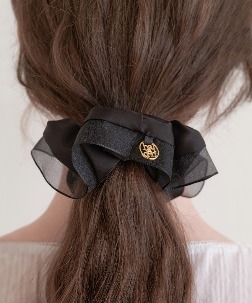 Halden Mesh Satin Logo Pendant Scrunchie (H018_Black)
