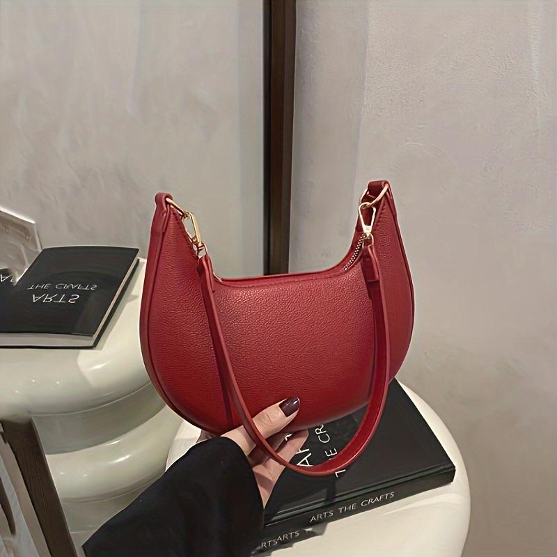 Women's Handbag, Luxurious Crescent-shaped Crossbody Bag - a Shoulder Bag Suitable for Casual or Formal Occasions.