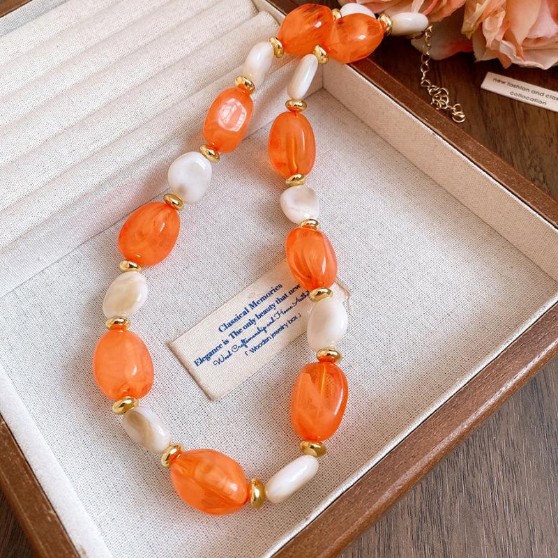 Elegant Summer Acrylic Beaded Necklace: Fashionable Round Clavicle Chain Jewelry