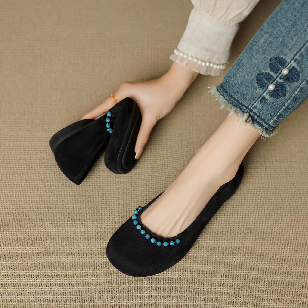 2025 Spring New Low-heeled Leather Beaded Shallow Single Shoes Women's Flat Bottom Round Head Retro Original Grandma Shoes National Style