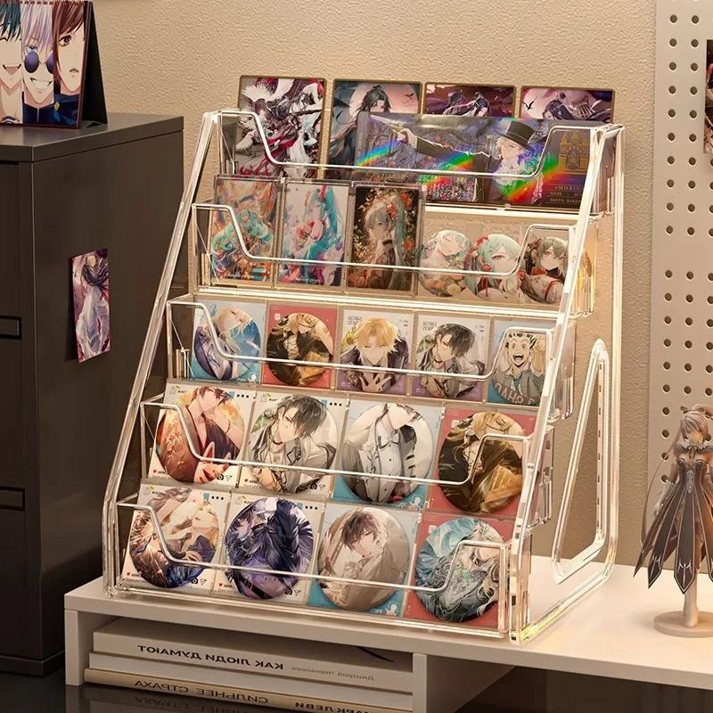Akrylový vícevrstvý stojan na vystavení barových předmětů Průhledný schodišťový stojan na anime liščí ocasy Odznak Periferie Stolní stojanový organizér