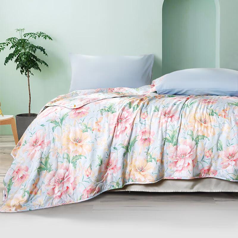 FUANNA All-Season Brushed Antibacterial Quilt