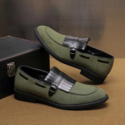 Mode Italienische Marke Loafer Schuhe Slipper Schwarz Quaste Mode Wildleder Herrenschuhe Dicke Sohle Spitze Zehenpartie Designer Herrenschuhe Fahrschuhe