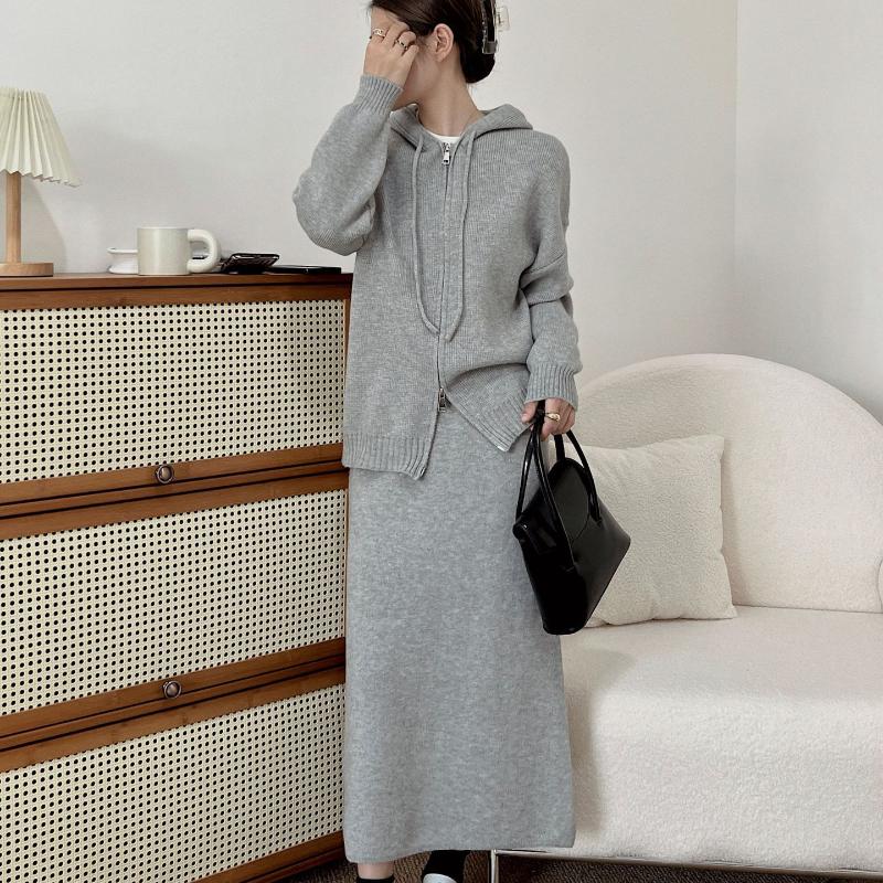 Neformální sportovní oblek Dámský podzimní a zimní svetr s kapucí pletená bunda + elastická sukně v pase dvoudílný oblek