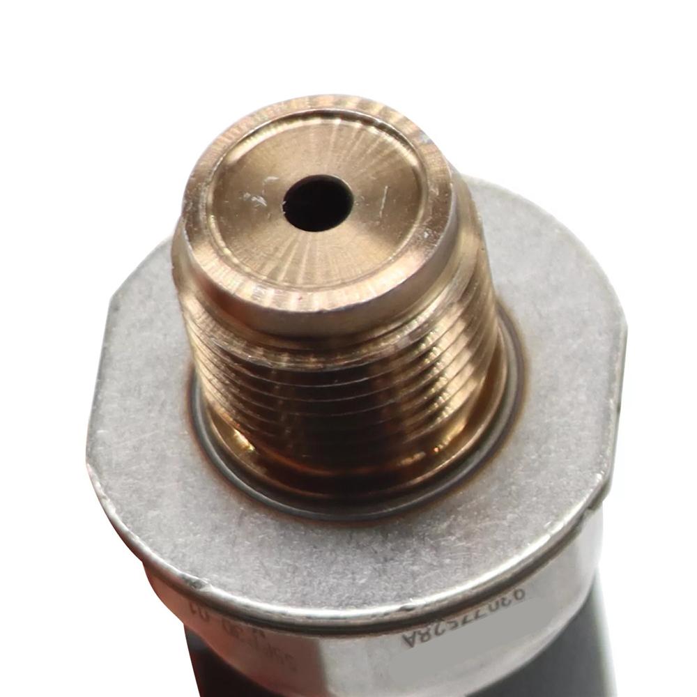 High Pressure Fuel Rail Sensor For Bobcat Doosan D18 D24 Nap 7450706REM 7450706