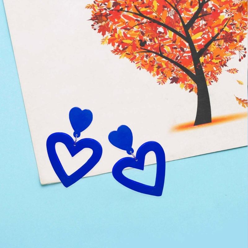 Stylish Heart Acrylic Earrings Pink Ear Drops Lady Party Hollow Heart Statement Earring Valentines Day Gift Lightweight