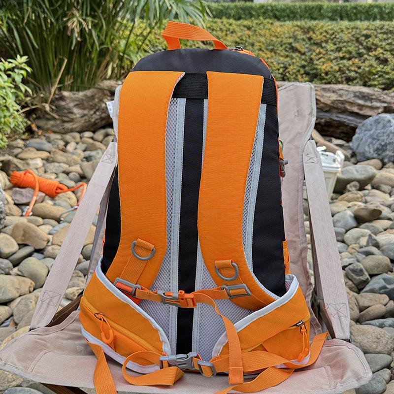 Schoolbag Outdoor Sports Mountaineering Bag Men's and Women's Large Capacity Lightweight Hiking Bag Fashion Trend Camping Riding Backpack