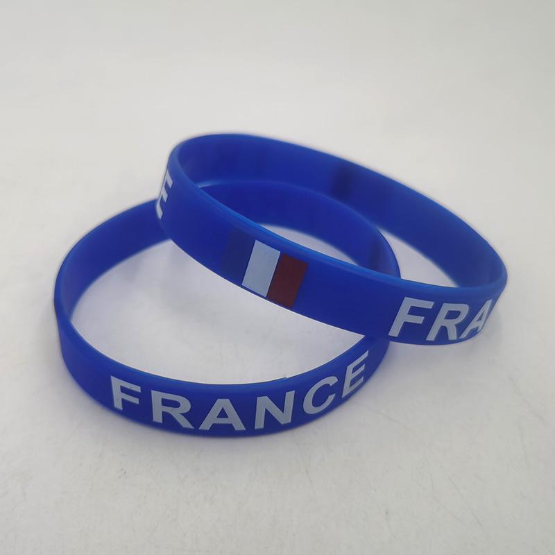 2026 World Cup Silicone Wristband: Mexico, USA, Canada Flags, Cheering Football Fan Accessory