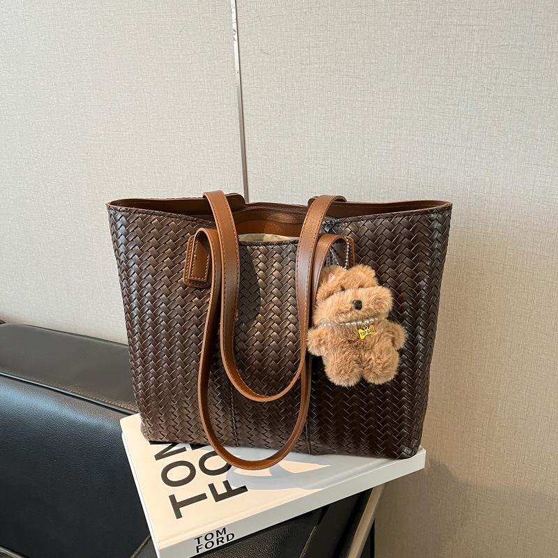 Personalized New Retro Texture Simple and Fashionable Shoulder Tote Bag Autumn Niche Women's Large-capacity Bag