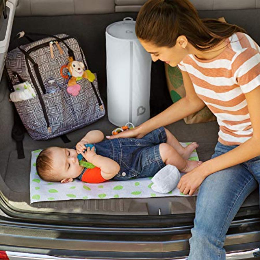 

Toss Портативный контейнер для подгузников 5 шт. и Arm Hammer Пеленки для переодевания 10 шт. United States