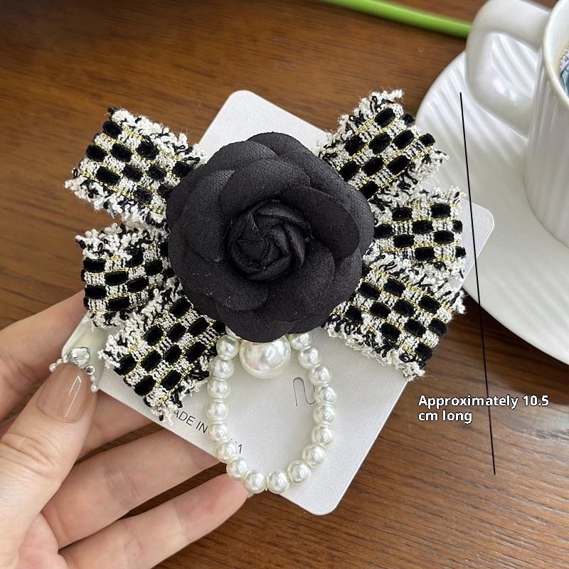 1Pcs French Leather Lapel Pin Corsage Bow Tie Accessory Black And White Plaid Bow Camellia Flower Pearl Tassel Brooch For Women