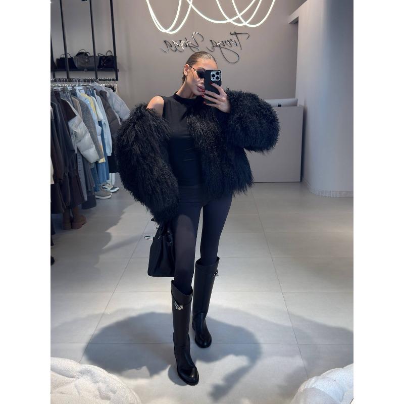 Tan sheep fur fur environmentally friendly wool jacket