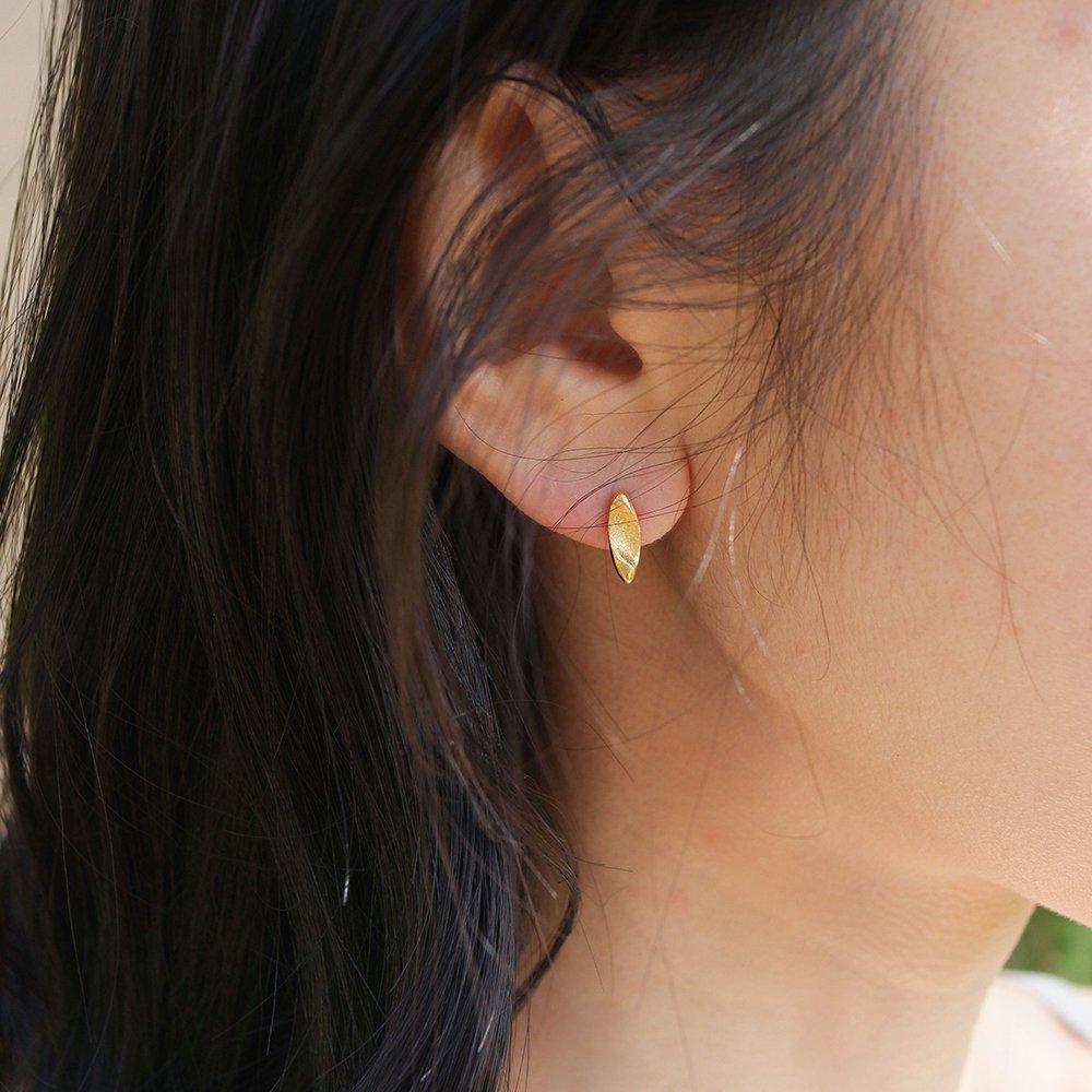 14K Gold-Filled Silver Curve Matte Pin Earrings
