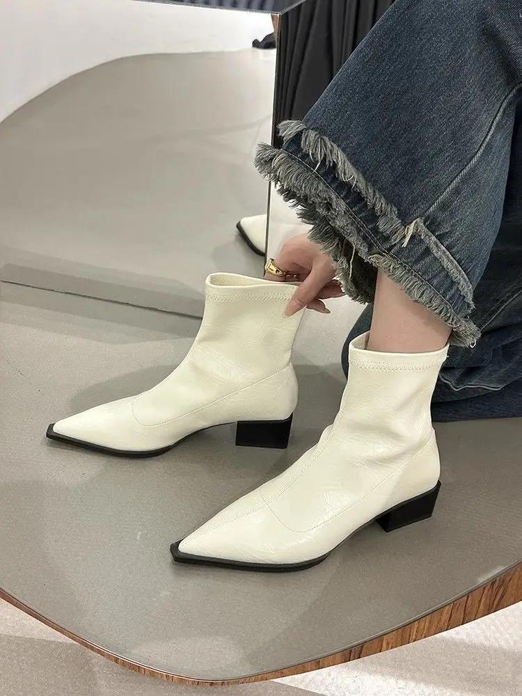 Fashion Women Pointed Ankle Boots Mid Heels Pointed Leather Sexy Chelsea Boots Trend Design Winter New Pumps Designer Short Botas Mujer