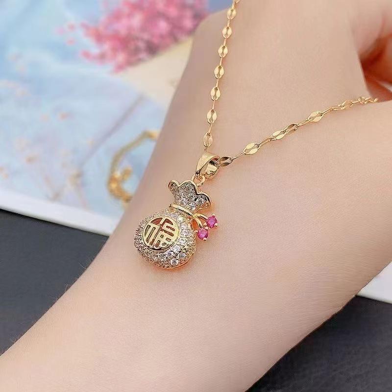 Lucky Bag Necklace Women'S Lucky Character Money Bag Pendant Hollow Design Niche Fashion Antique New Chinese Collarbone Chain Jewelry Quality