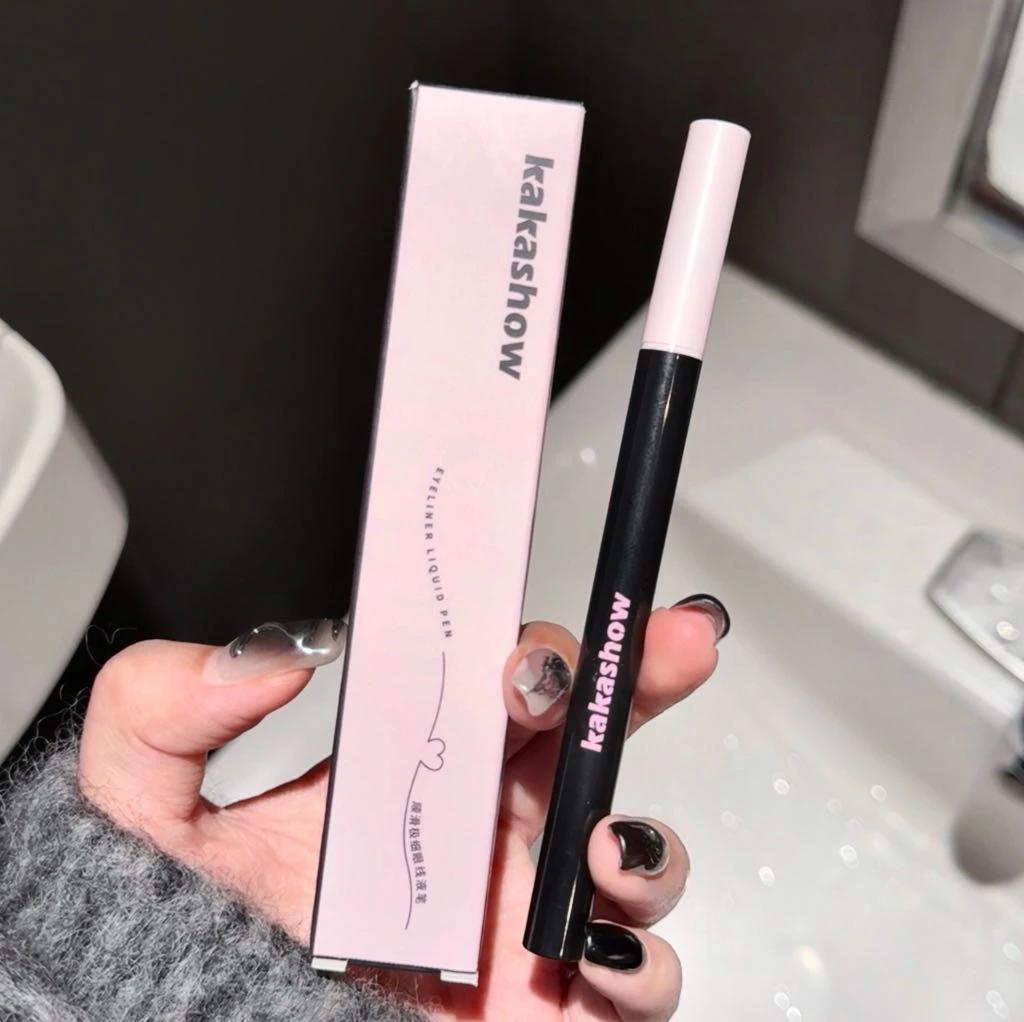 0,05 mm Eyeliner Flüssigstift Matt Geschmeidig Schnelltrocknend Wasserfest Ultradünner Eyeliner Unterwimpernstift Wischfest Koreanisches Make-up