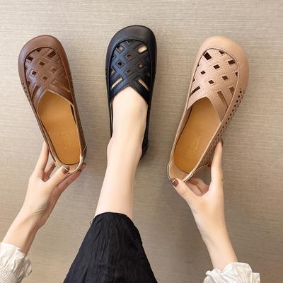 Spring Summer Middle-aged and Elderly Mother's Shoes Flat Bottom Hole Single Sexy Sandals Elegant Shiny Comfortable Sandals Women Breathable Shoes