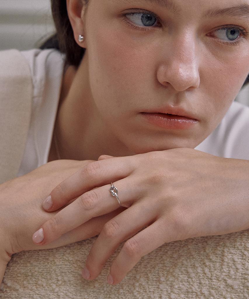 Akarki 925 Silver Lovin' Knot Ring