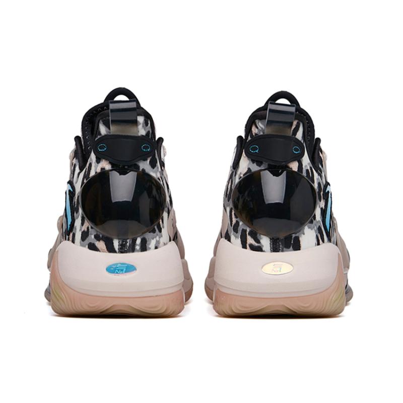 Anta Scarpe da Basket Shock Wave 3 Pro da Uomo Mid top Colore Grigio Loto/Grano/Bianco Avorio Sneakers 112221619-3