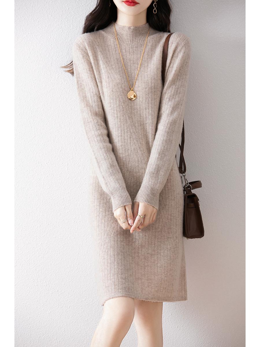 

Petite Pure Wool Mid-Length Sweater Dress – High Neck, Loose Fit, Perfect for Autumn/Winter L [110-120 lbs]