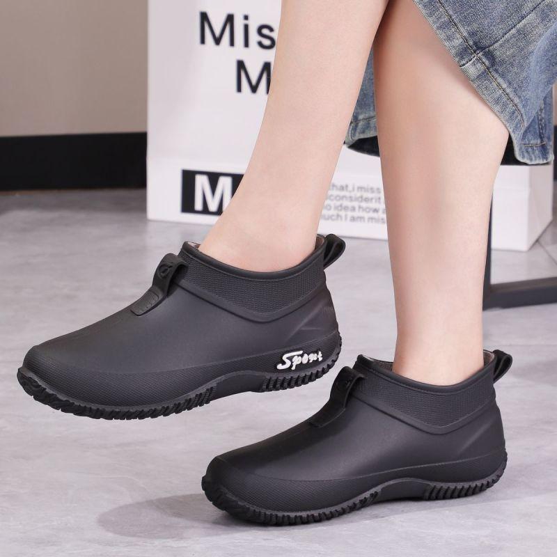 External wear wind short tube wear-resistant high-top thick-soled light-mouth spring and autumn low-top fashion rain shoes thick solid color