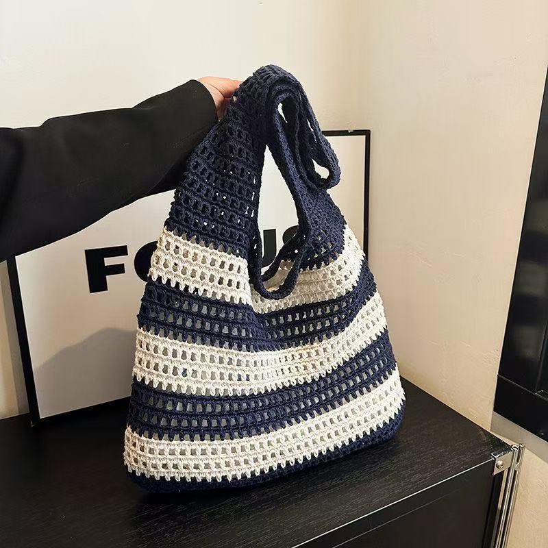 Color Block Knitted Tote Bag for Women Casual Striped Crochet Shoulder Bag Lightweight Large Capacity Beach Bag