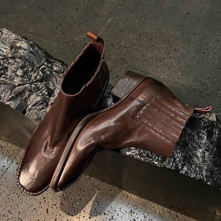 High quality Chelsea boots 2025 autumn retro washed cowhide thick heel square head one pedal lazy Martin boots women