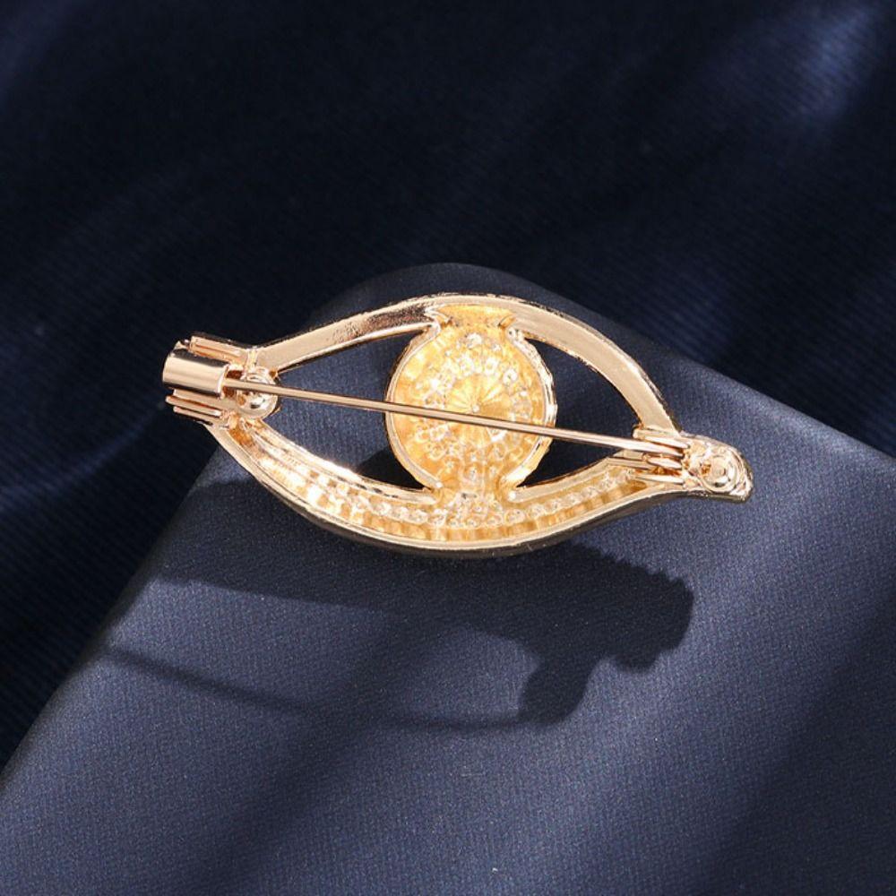 Crystal Pendant Devil Eye Brooch Pin Hollow Out Banquet Clothes Pin Rhinestone Eye Brooches Party