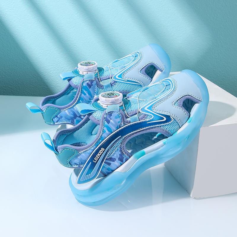 

Новые детские дышащие сандалии с вращающейся пряжкой и мягкой подошвой, спортивная обувь для мальчиков и девочек, трендовые удобные кроссовки для студентов 28 синий